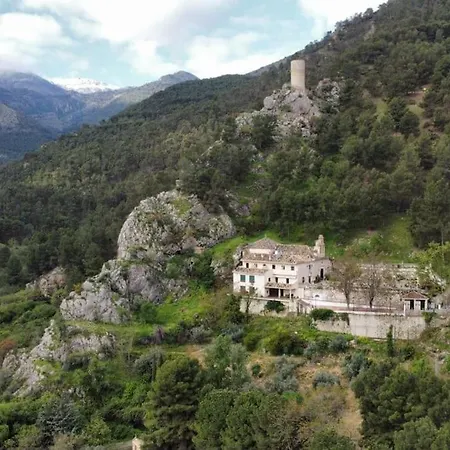 Casa De Mirasierra Holiday home